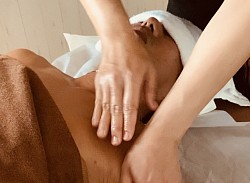Thai oil body massage